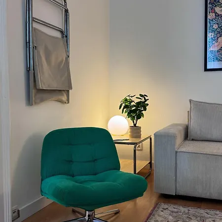 Classy Old Town Home, Wifi, Smart Projector, Ac Apartmán